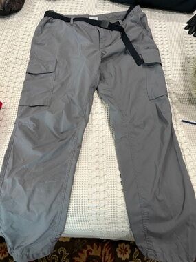 Men's Columbia Skein Valley Gray hiking Pants with Built-In Belt